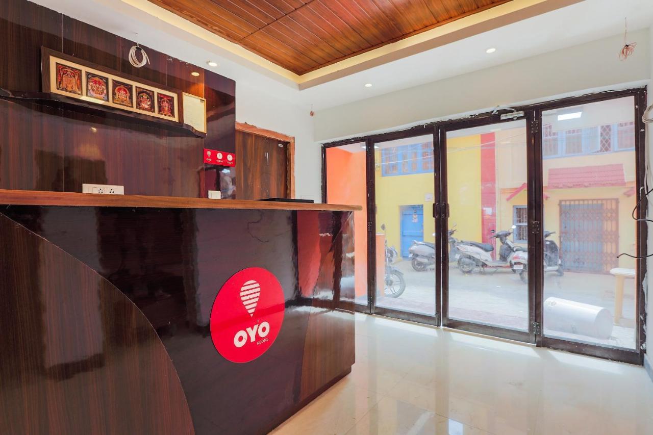 Oyo 36500 Sri Krishna Inn Ooty Eksteriør bilde