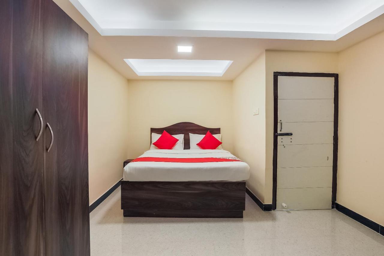 Oyo 36500 Sri Krishna Inn Ooty Eksteriør bilde